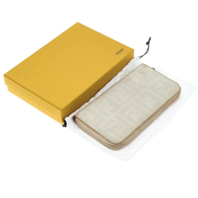 Pre Owned Fendi White Zucca Coated Canvas Zip Around Wallet