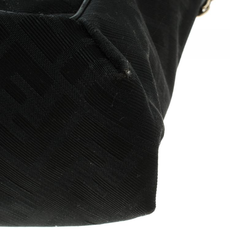Pre Owned Fendi Black Quilted Fabric Maxi Baguette Shoulder Bag