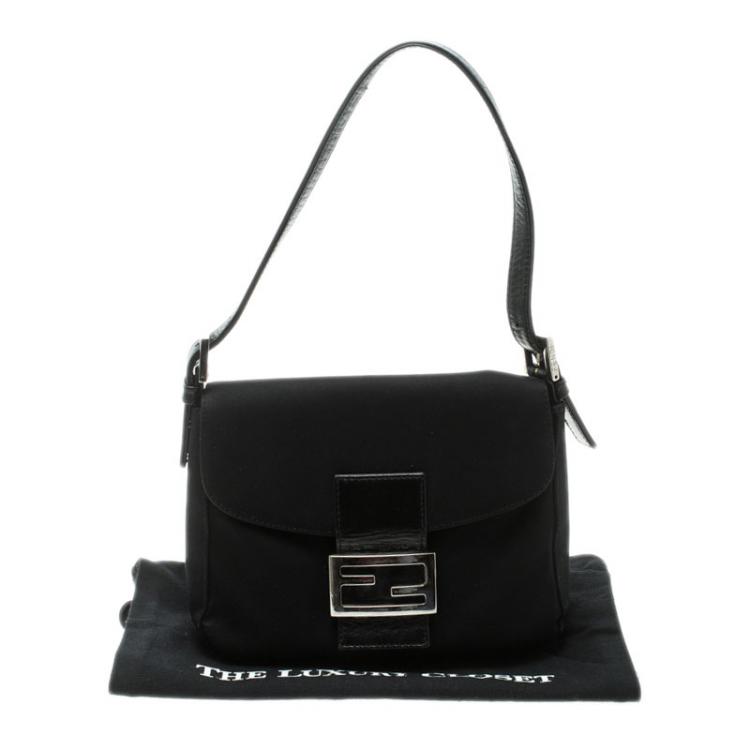 Pre Owned Fendi Black Fabric Baguette Shoulder Bag