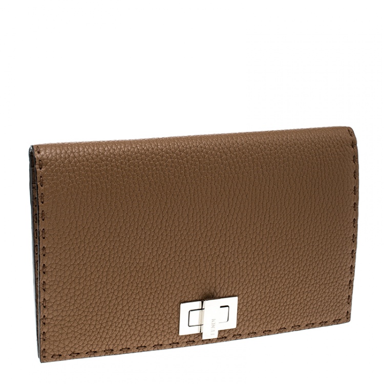 Pre Owned Fendi Brown Leather Mini Peekaboo Clutch