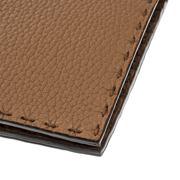 Pre Owned Fendi Brown Leather Mini Peekaboo Clutch