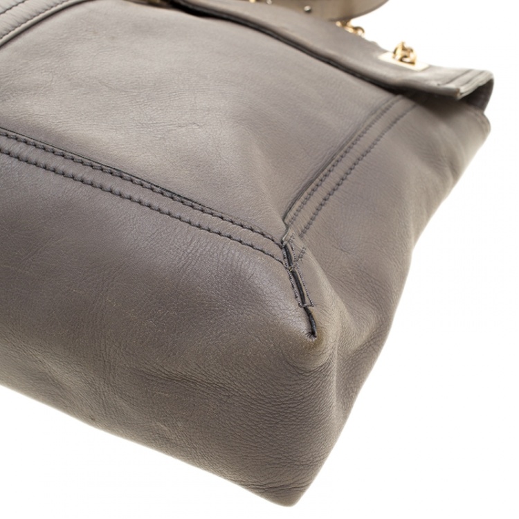 Pre Owned Fendi Grey Leather Maxi Baguette Flap Shoulder Bag