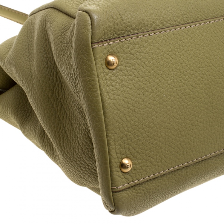 Pre Owned Fendi Green Selleria Leather Large Peekaboo Top Handle Bag