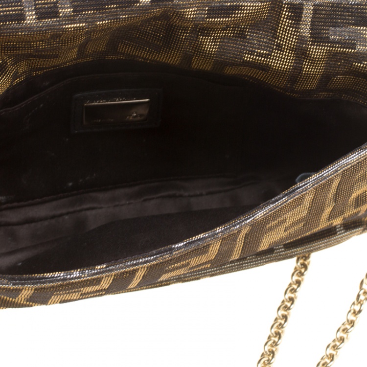 Pre Owned Fendi Metallic Zucca Glitters Baguette Chain Clutch