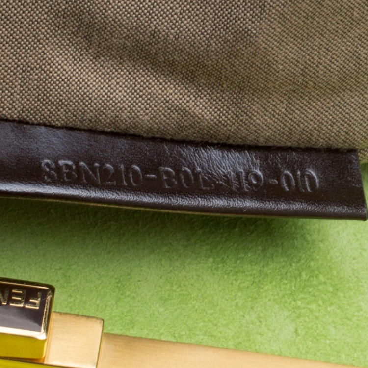 مملوكة مسبقًا Fendi Neon Green Ostrich Large Peekaboo Top Handle Bag