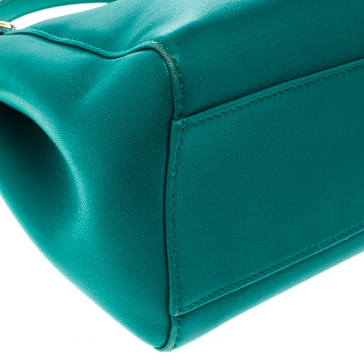 Pre Owned Fendi Green Leather Mini Peekaboo Top Handle Bag