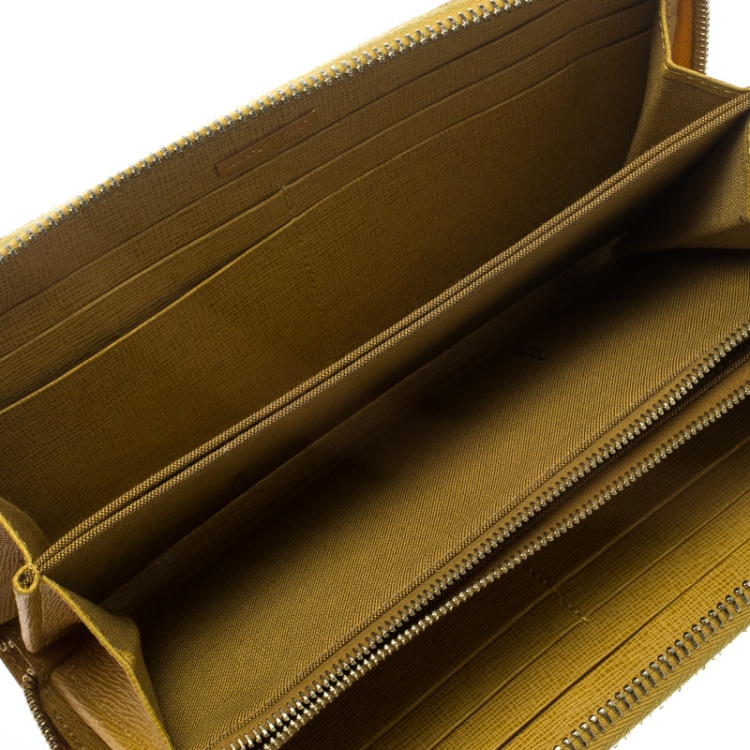 Pre Owned Fendi Yellow Leather Zip Around Wallet 