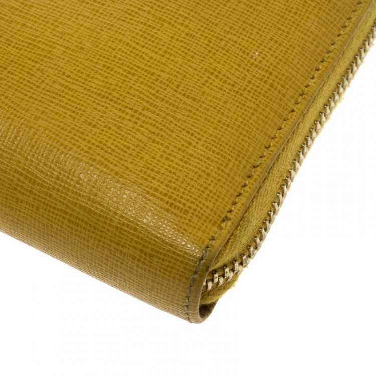 Pre Owned Fendi Yellow Leather Zip Around Wallet 