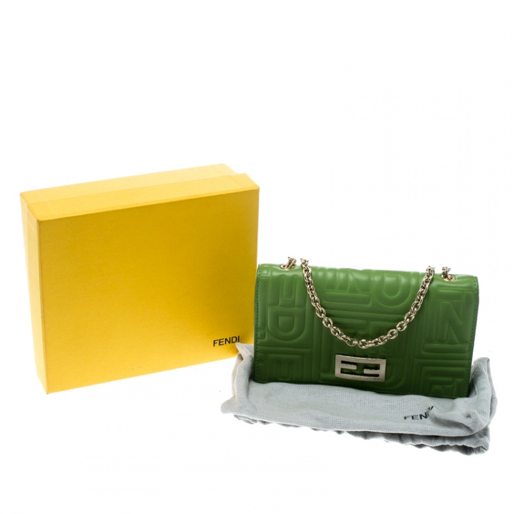 Pre Owned Fendi Green Embossed Leather Chain Wallet