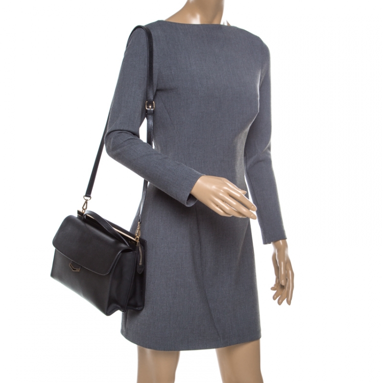 مملوكة مسبقًا Fendi Black Textured Leather Small Demi Jour Top Handle Bag
