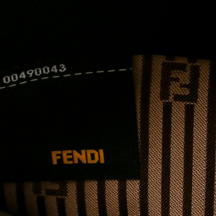 Pre Owned Fendi Black Leather Continental Wallet On Chain
