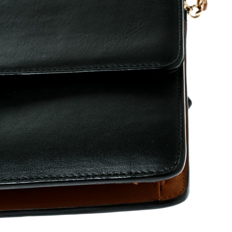 Pre Owned Fendi Black Leather Continental Wallet On Chain