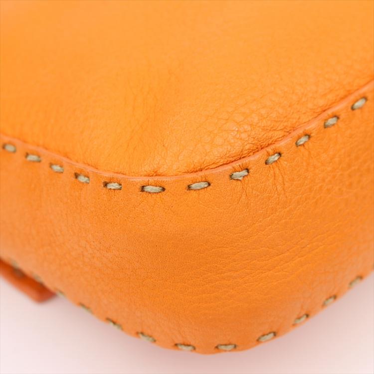Pre Owned Fendi Orange Selleria Leather Baguette Shoulder Bag