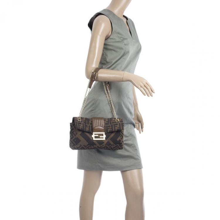 Pre Owned Fendi Chain Zucca Baguette