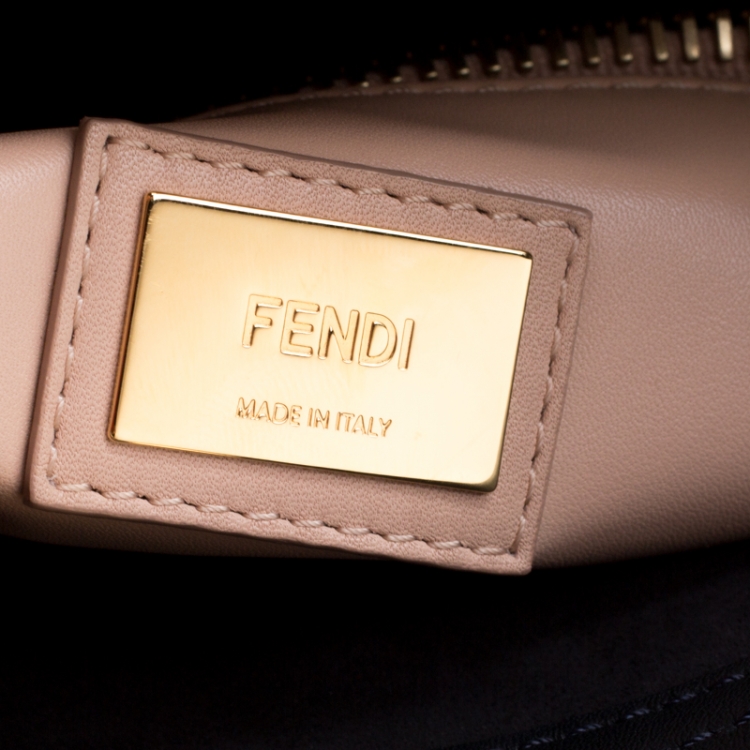 مملوكة مسبقًا Fendi  Navy Blue Leather Medium Peekaboo Top Handle Bag
