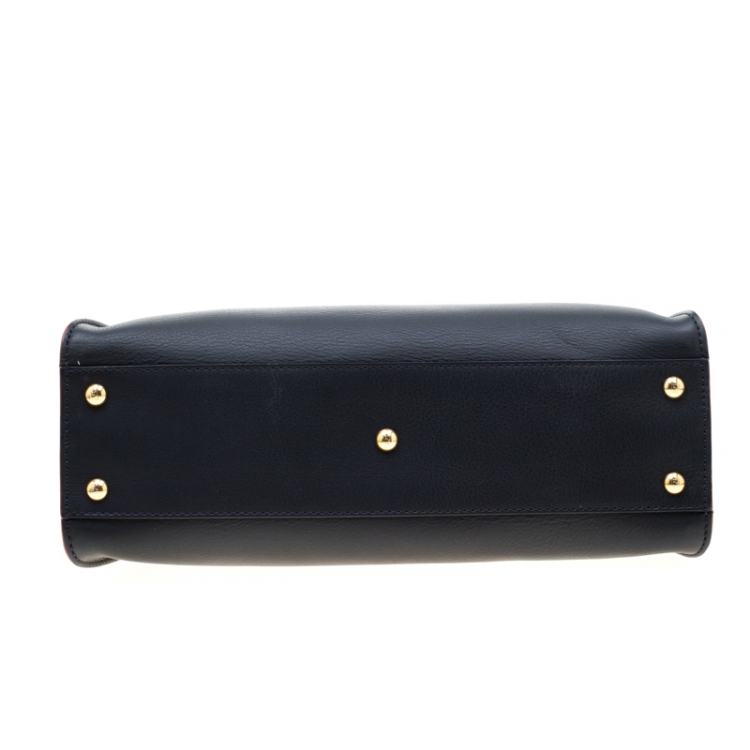 مملوكة مسبقًا Fendi  Navy Blue Leather Medium Peekaboo Top Handle Bag