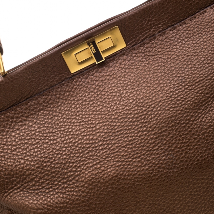 مملوكة مسبقًا Fendi Metallic Brown Selleria Leather Large Peekaboo Top Handle Bag