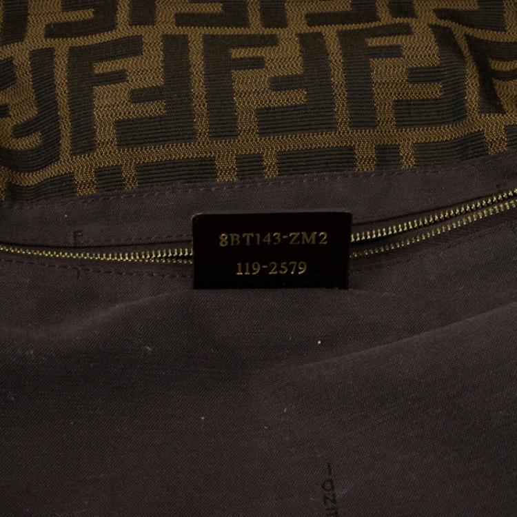 Pre Owned Fendi Maxi Borsa Zucca Baguette Shoulder Bag