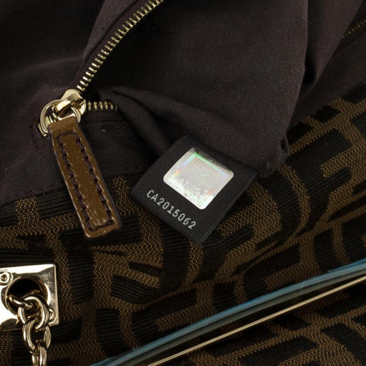 Pre Owned Fendi Maxi Borsa Zucca Baguette Shoulder Bag