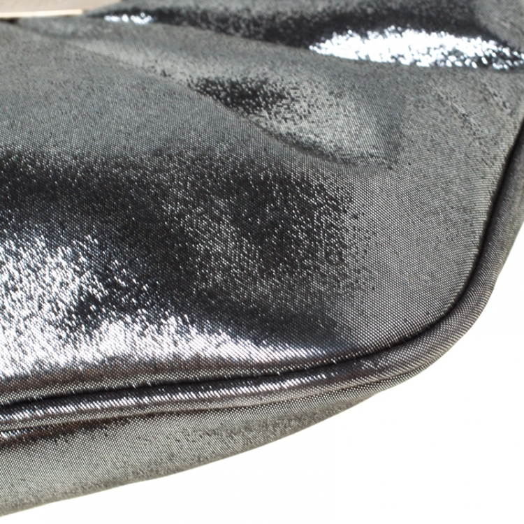 Pre Owned Fendi Metallic Grey Leather Cutout Handle Clutch