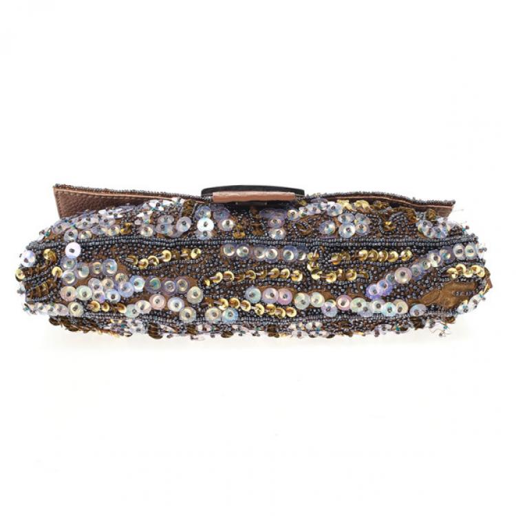 مملوكة مسبقًا Fendi Rose Pebbled Leather Baguette