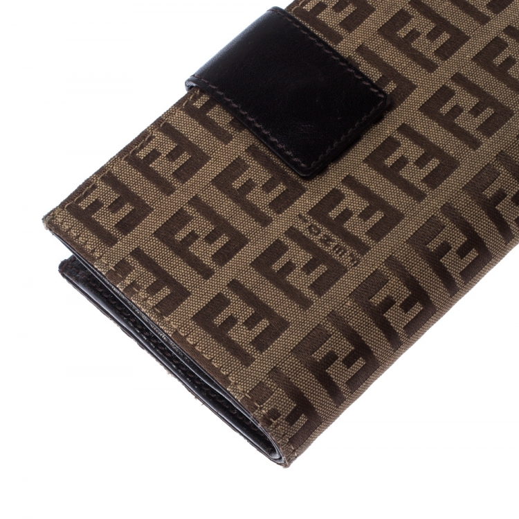Pre Owned Fendi Zucchino Canvas and Leather Kiss Lock Compact Wallet