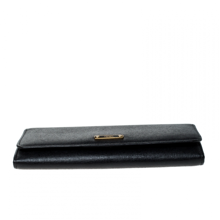Pre Owned Fendi Black Leather Classic Flap Wallet