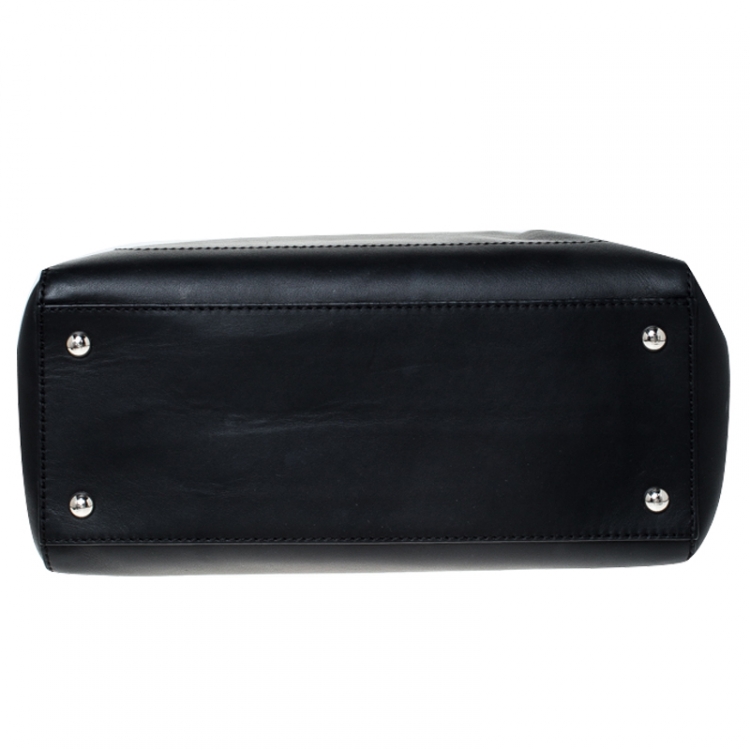 Pre Owned Fendi Black Leather Dotcom Click Top Handle Bag