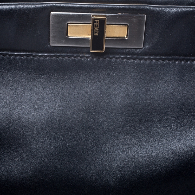 مملوكة مسبقًا Fendi Black Leather Medium Peekaboo Top Handle Bag