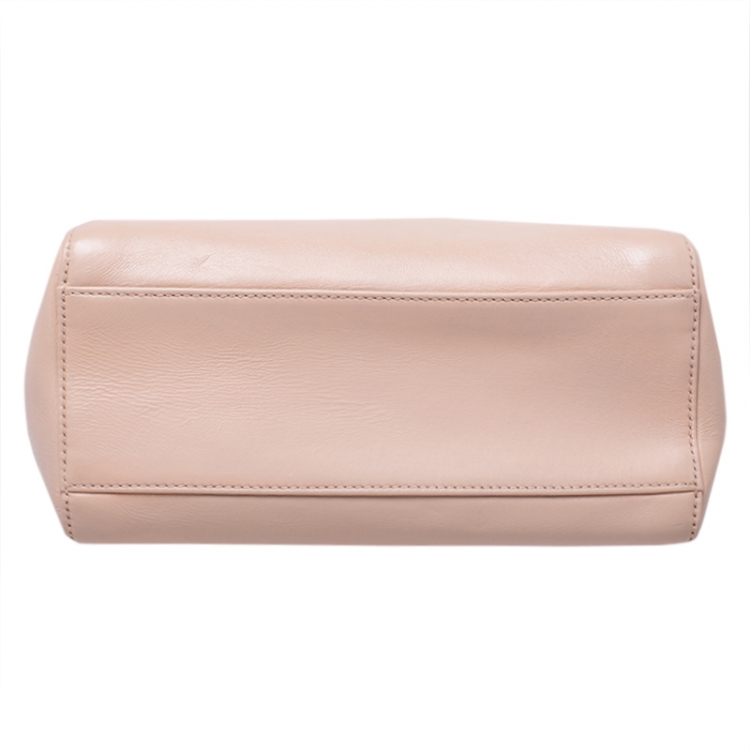 Pre Owned Fendi Peach Leather Mini Peekaboo Top Handle Bag