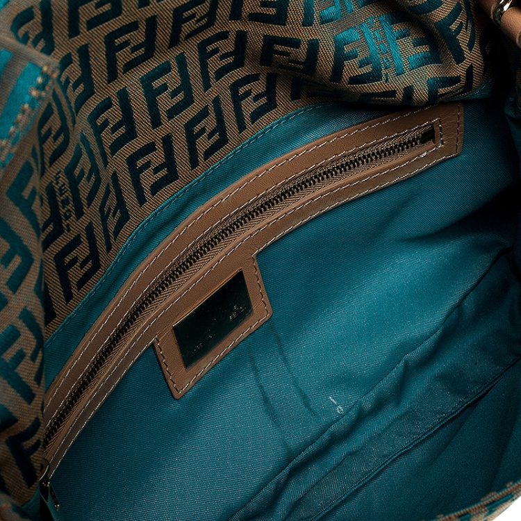 Pre Owned Fendi Blue/Beige Zucchino Canvas Mama Baguette Shoulder Bag