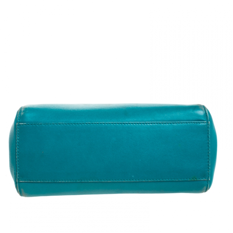 مملوكة �مسبقًا Fendi Turquoise Leather Mini Peekaboo Top Handle Bag