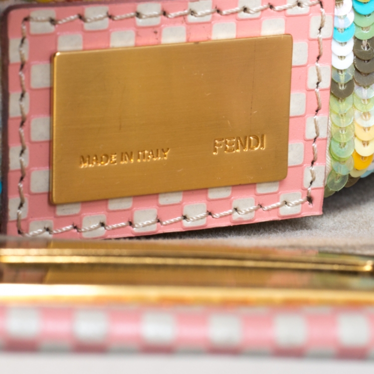 مملوكة مسبقًا Fendi Pink/White Checkered Leather Sequin Lining Medium Peekaboo Top Handle Bag