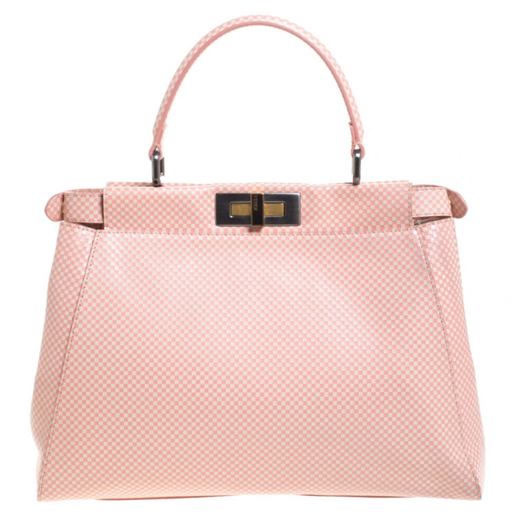 مملوكة مسبقًا Fendi Pink/White Checkered Leather Sequin Lining Medium Peekaboo Top Handle Bag