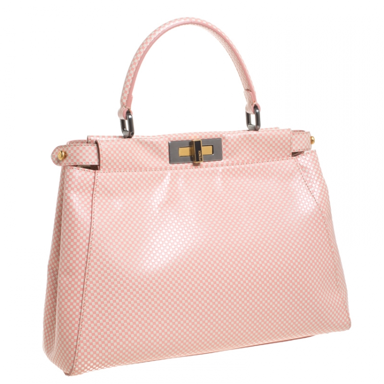 مملوكة مسبقًا Fendi Pink/White Checkered Leather Sequin Lining Medium Peekaboo Top Handle Bag