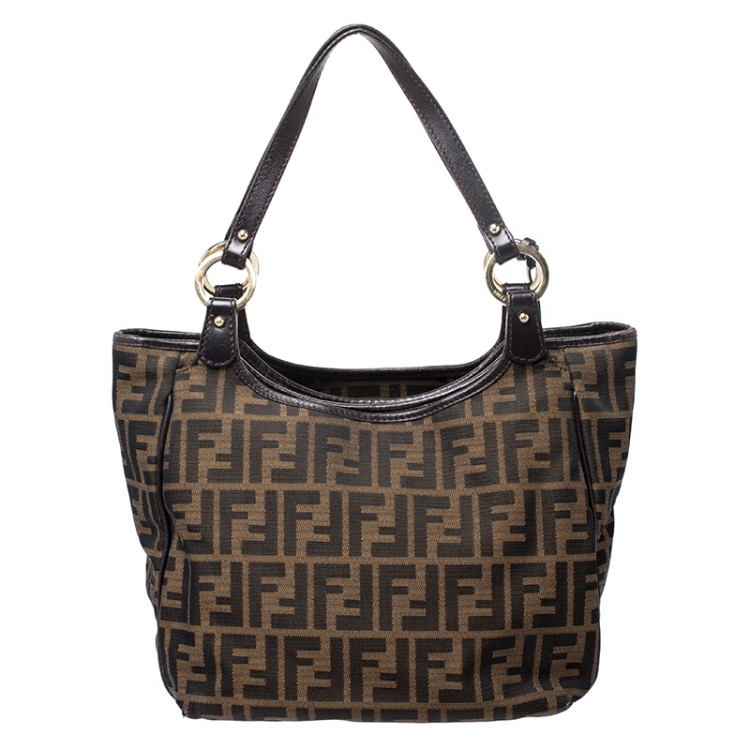 مملوكة مسبقًا Fendi Tobacco Zucca Canvas Chef Shopper Tote