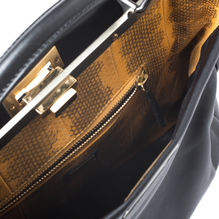 مملوكة مسبقًا Fendi Black Leather Large Peekaboo Top Handle Bag