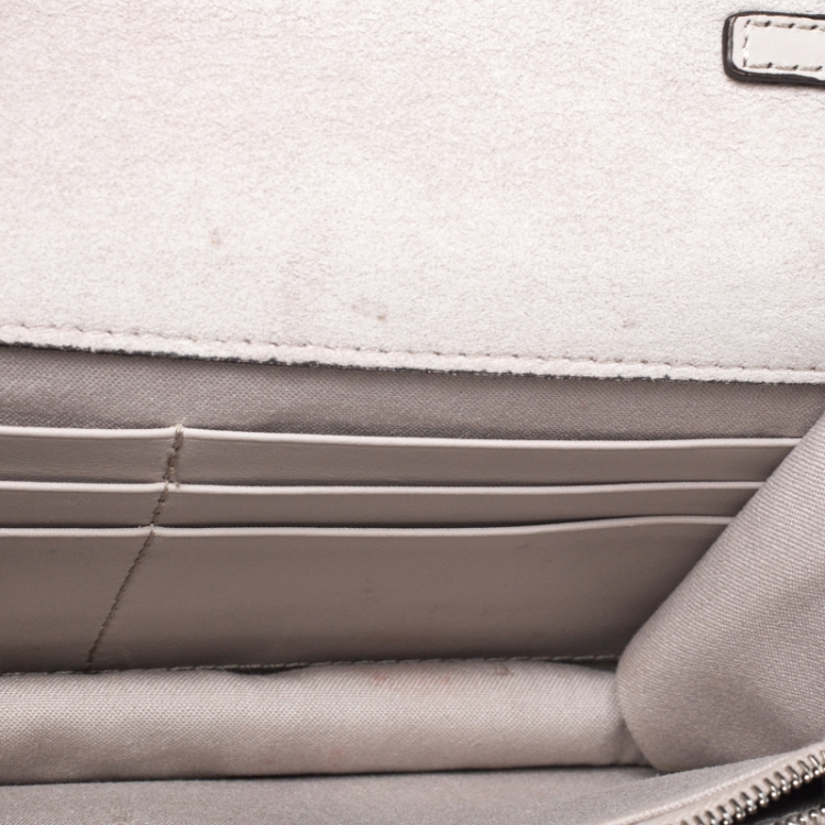 Pre Owned Fendi Beige Leather Hypnoteyes Chain Clutch