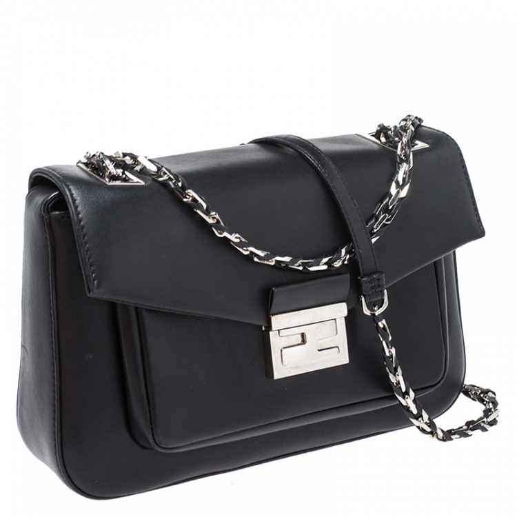 Pre Owned Fendi Black Leather Be Baguette Shoulder Bag