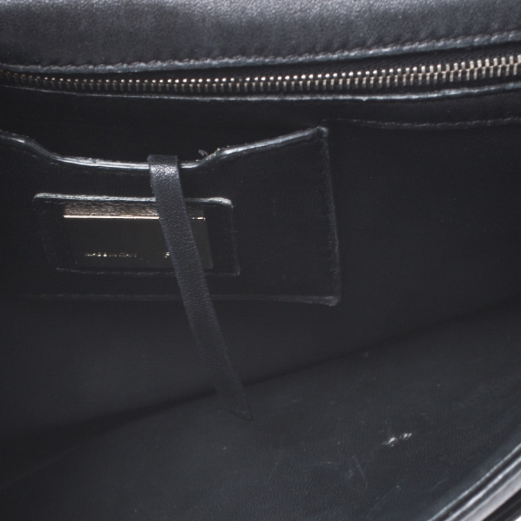 Pre Owned Fendi Black Leather Be Baguette Shoulder Bag
