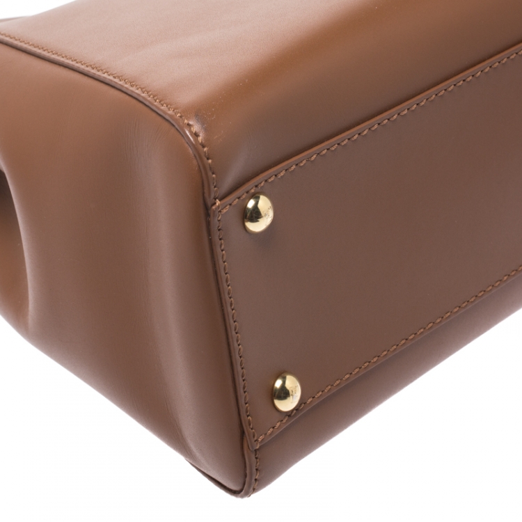 Pre Owned Fendi Brown Leather Medium Peekaboo Top Handle Bag