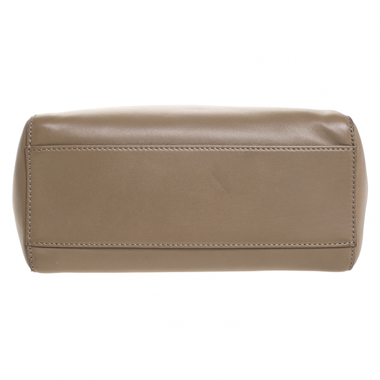 مملوكة مسبقًا Fendi Beige Leather Mini Peekaboo Top Handle Bag