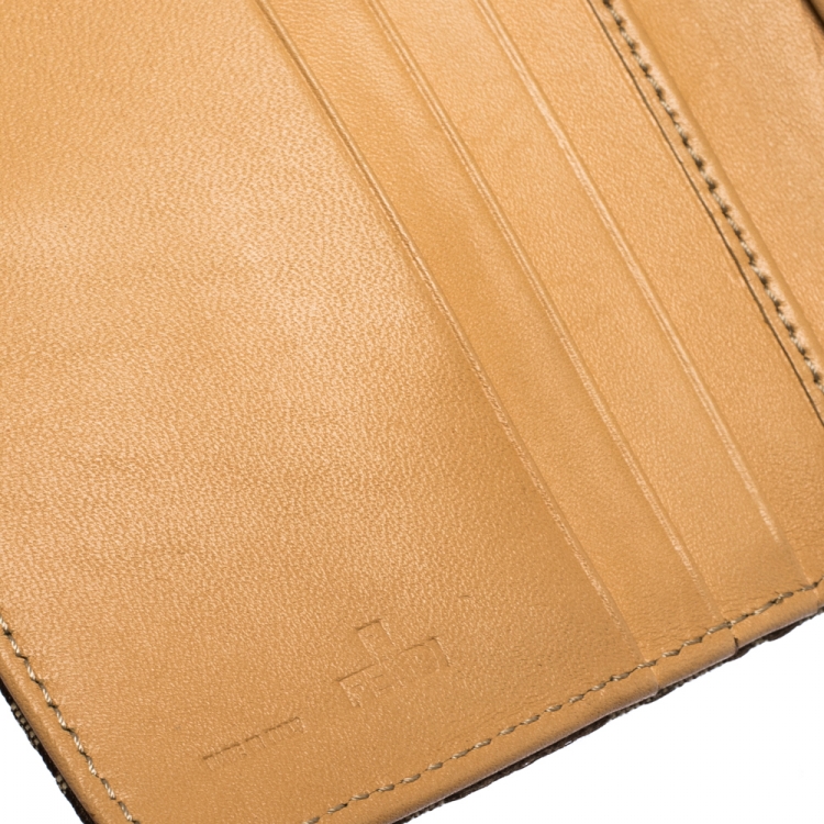 Pre Owned Fendi Beige Zucchino Canvas Trifold Compact Wallet