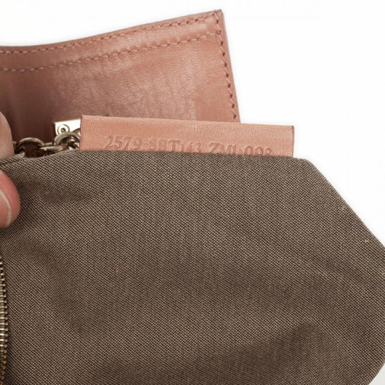 Pre Owned Fendi Beige Maxi Borsa Vitello Baguette Shoulder Bag