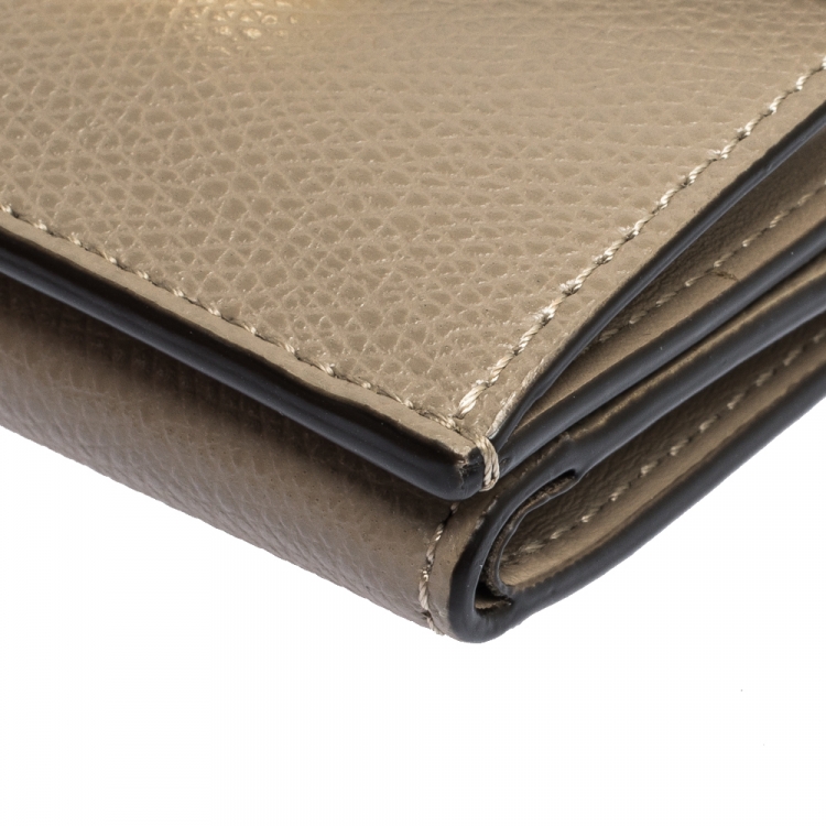 مملوكة مسبقًا Fendi Beige Leather F is Fendi  Small Wallet