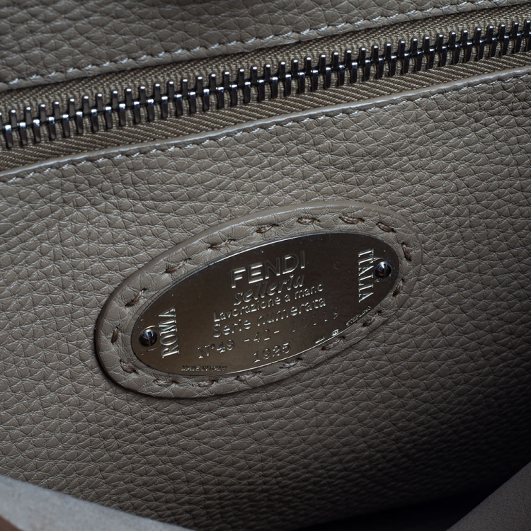 مملوكة مسبقًا Fendi Tan Selleria Leather Medium Peekaboo Top Handle Bag