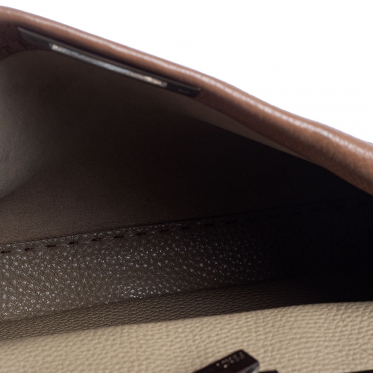 مملوكة مسبقًا Fendi Tan Selleria Leather Medium Peekaboo Top Handle Bag
