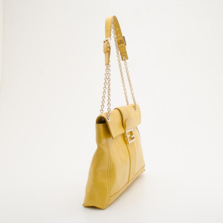 Pre Owned Fendi Yellow Maxi Borsa Vitello Baguette Shoulder Bag 