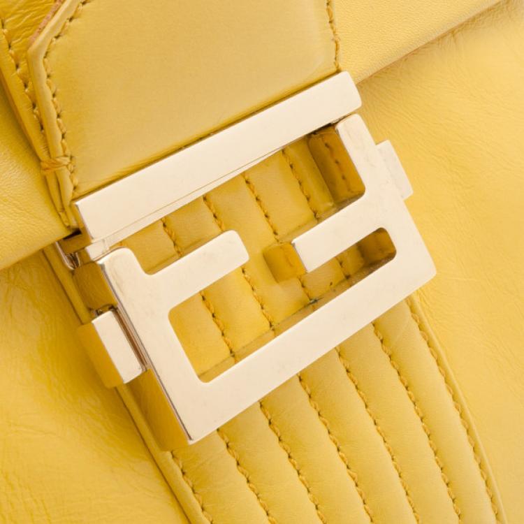 Pre Owned Fendi Yellow Maxi Borsa Vitello Baguette Shoulder Bag 