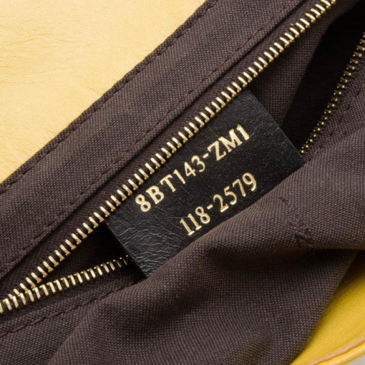 Pre Owned Fendi Yellow Maxi Borsa Vitello Baguette Shoulder Bag 